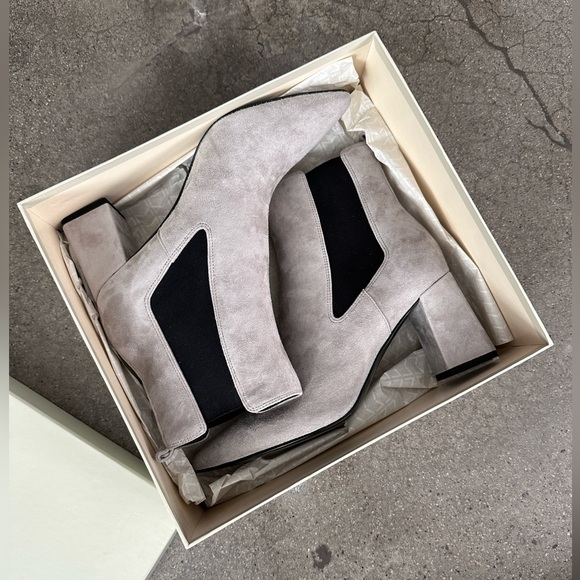 NWB Marc Fisher Zanna Suede Gray Boot - Picture 2 of 10